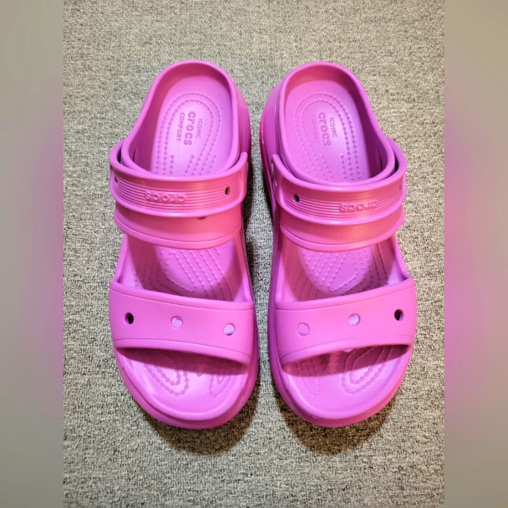 Mega Crush Crocs